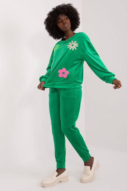 ITALY MODA 2 Piece European Velvet Flower Sweatshirt & Jogger Set