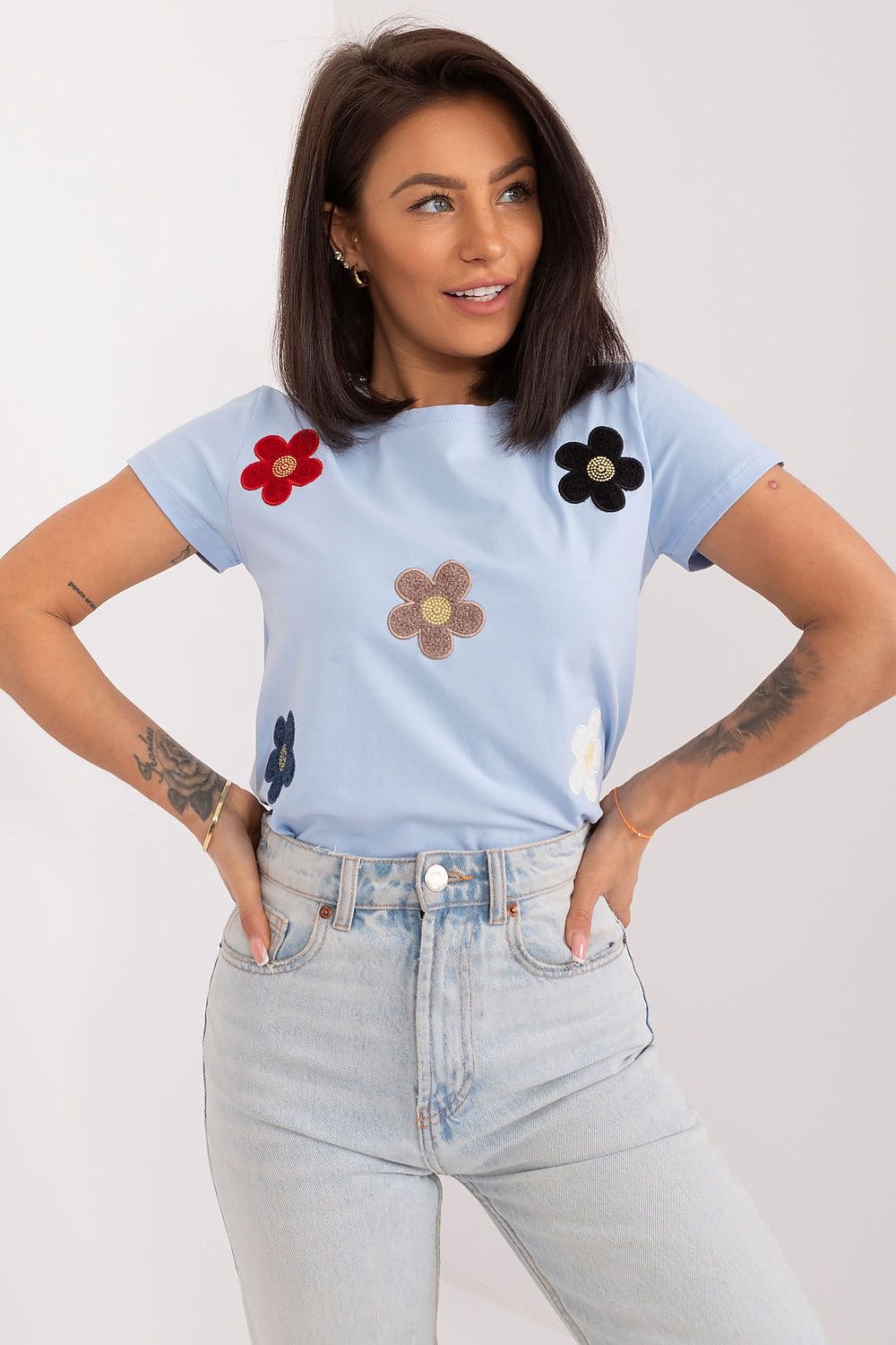 BFG Women's European Casual Short Sleeves Top with Sewn-on Flowers