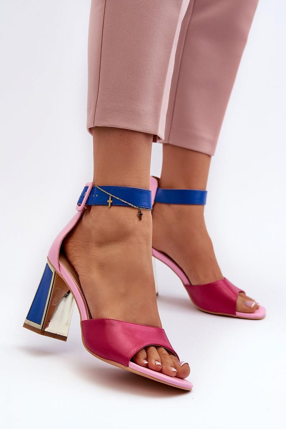 STEP IN STYLE Women's European Pink/Blue Squared Heels Sandals