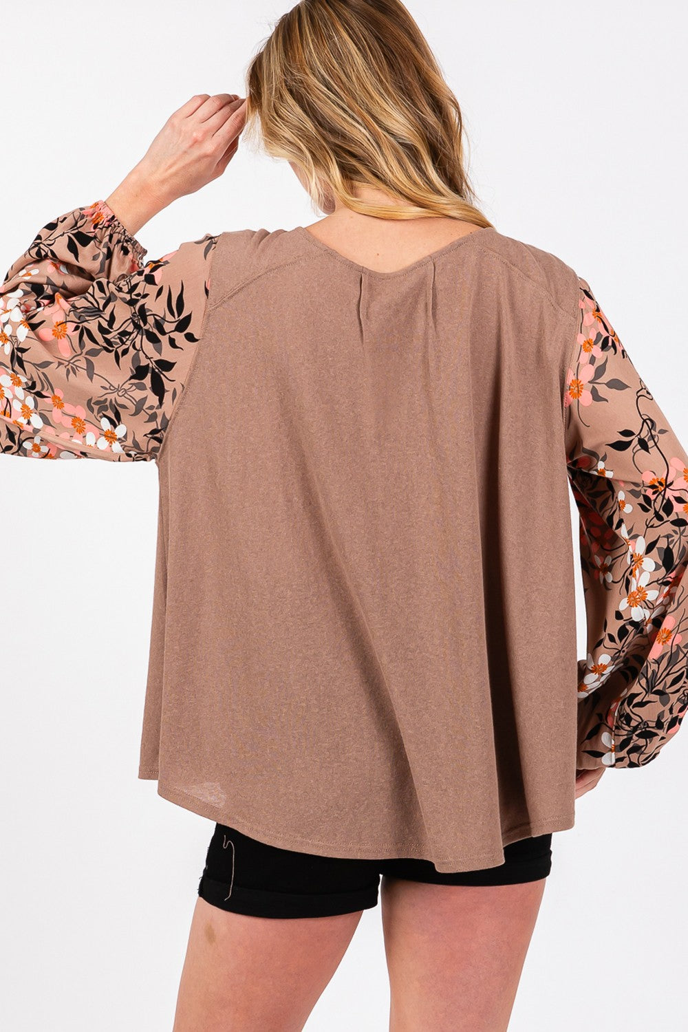 SAGE + FIG Brown Floral Long Sleeve Front Pleated Detail Blouse