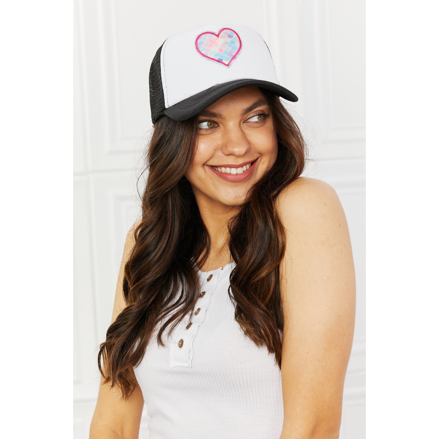 FAME Falling For You Baseball Cap in Black