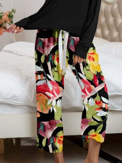 XYM Round Neck Top and Printed Pants Lounge Pajama Set