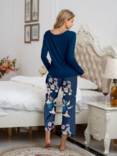 XYM Round Neck Top and Printed Pants Lounge Pajama Set