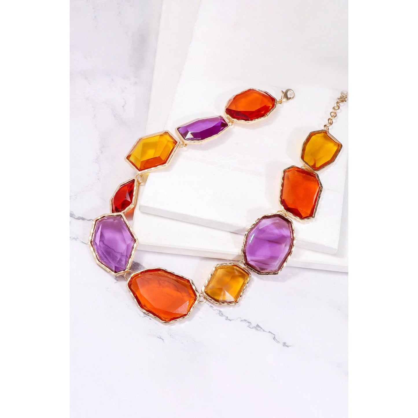 Geometrical Shape Zinc Alloy Frame Resin Necklace