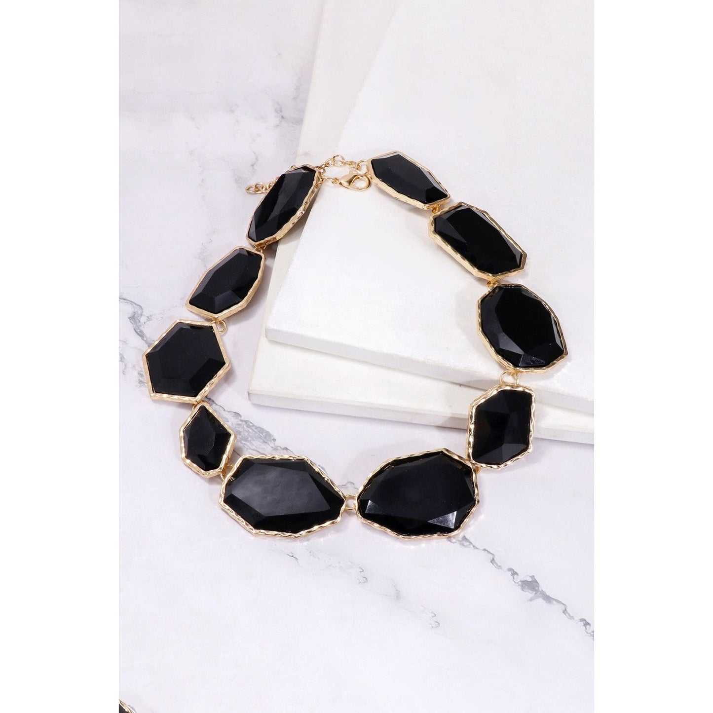 Geometrical Shape Zinc Alloy Frame Resin Necklace