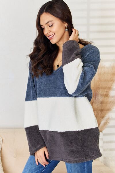 CULTURE CODE Faux Fur Color Block V-Neck Sweater