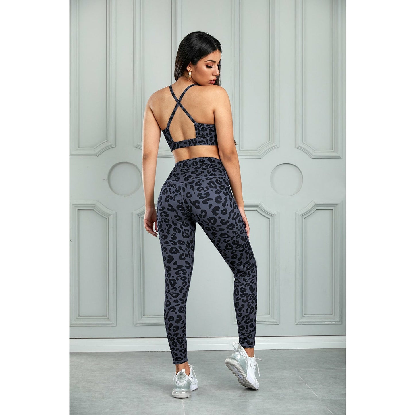 Ensemble soutien-gorge de sport et legging léopard