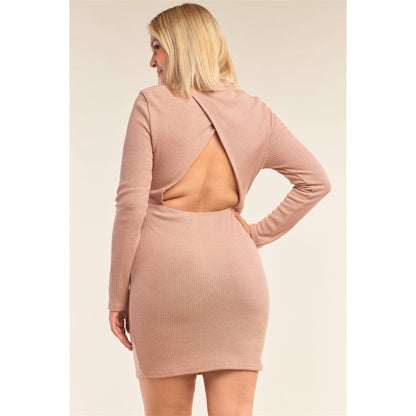 Mini Robe Sexy en Tricot Côtelé à Manches Longues de Grande Taille avec Découpe au Dos