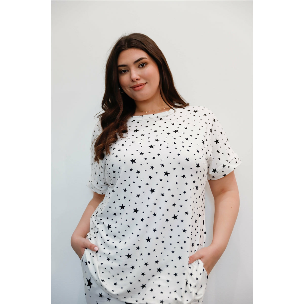 Plus-size White Lounge Shirt & Pant Set with Star Prints