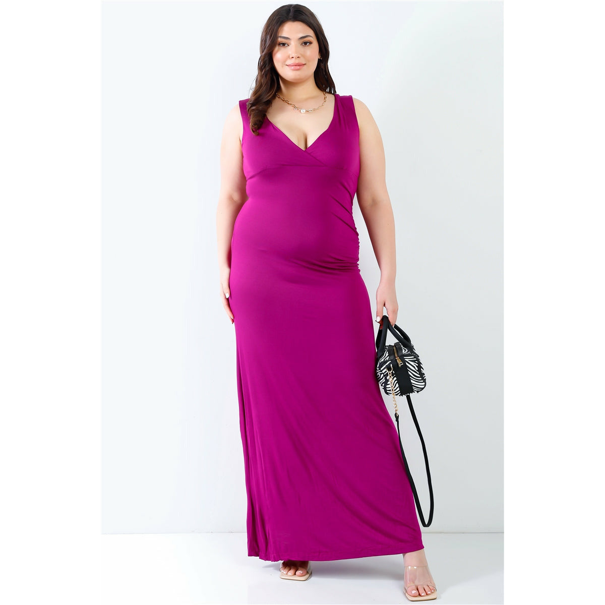 Plus Sleeveless Maxi Bodycon Dress with Sweetheart Neckline