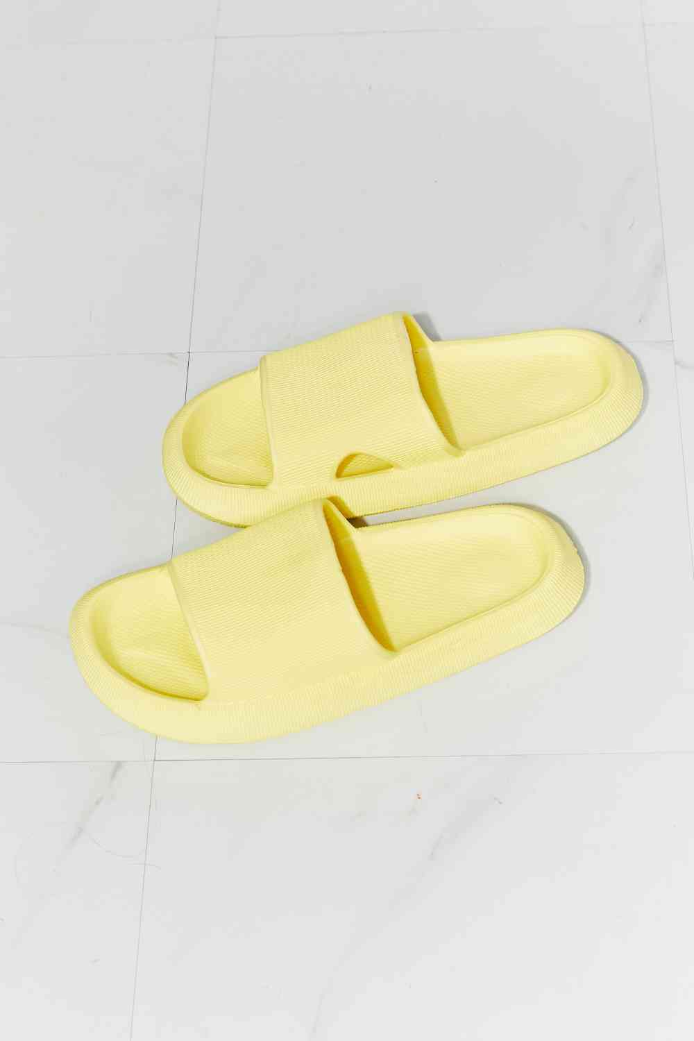 MMShoes Arms Around Me Open Toe Slide in Yellow