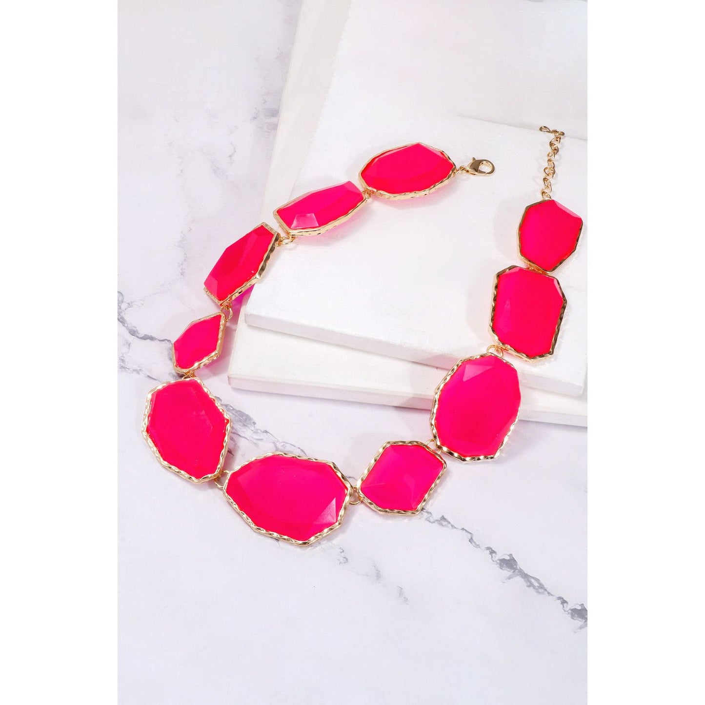 Geometrical Shape Zinc Alloy Frame Resin Necklace