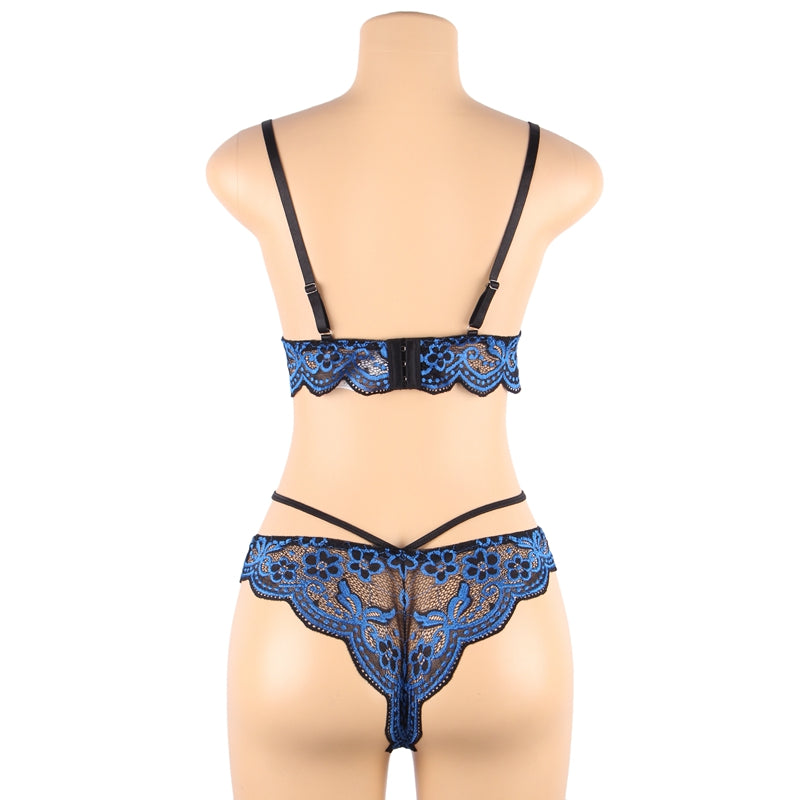 Sexy Embroidered Plus-size Lace Lingerie Set