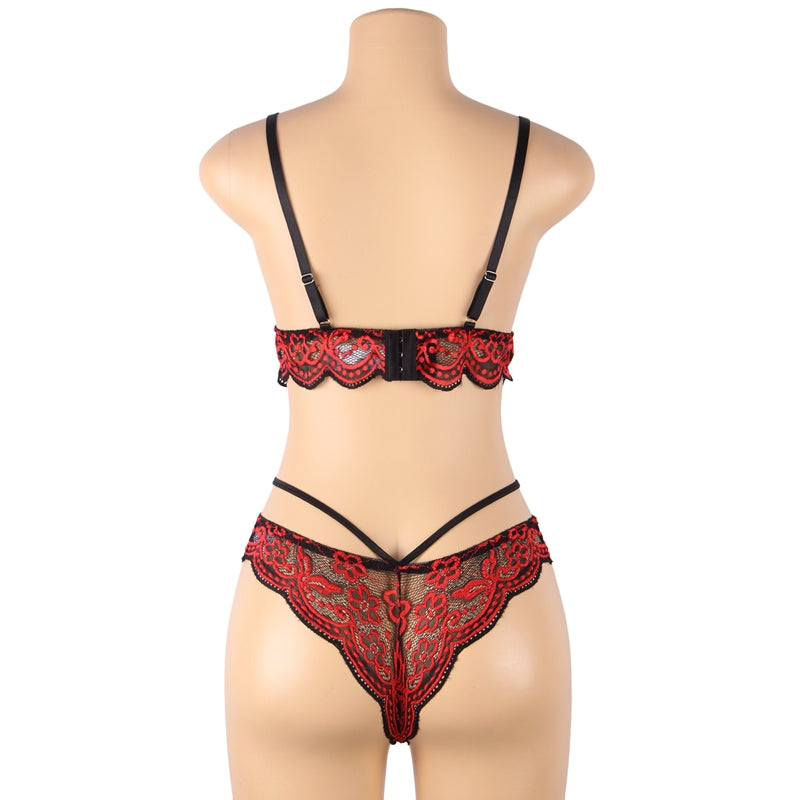 Sexy Embroidered Plus-size Lace Lingerie Set